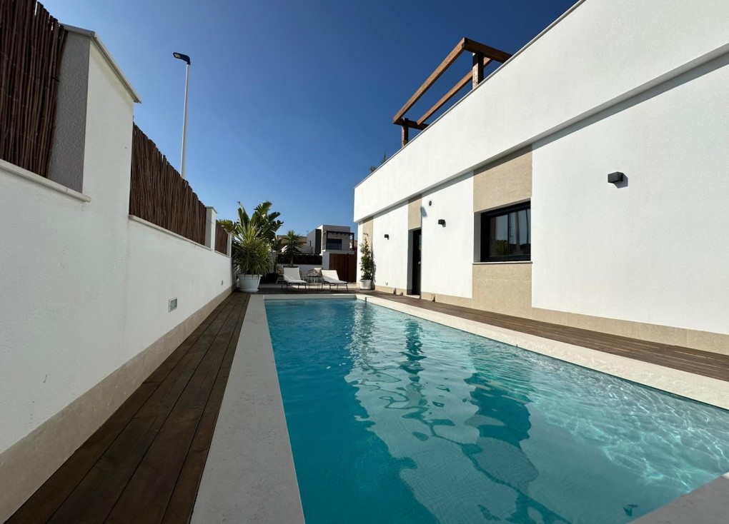 Resale - Chalet - San Javier - Santiago de la Ribera