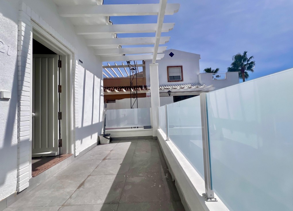 Resale - Chalet - San Miguel de Salinas - Villamartín