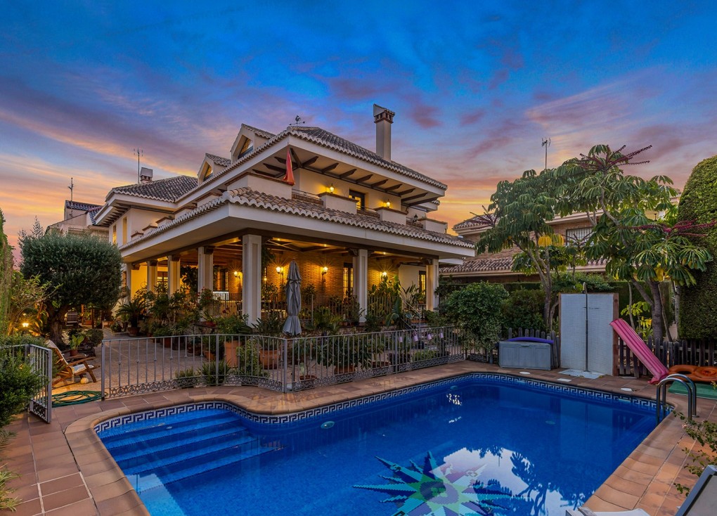 Resale - Chalet - Torrevieja - La veleta