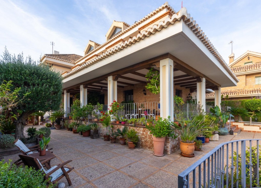 Resale - Chalet - Torrevieja - La veleta
