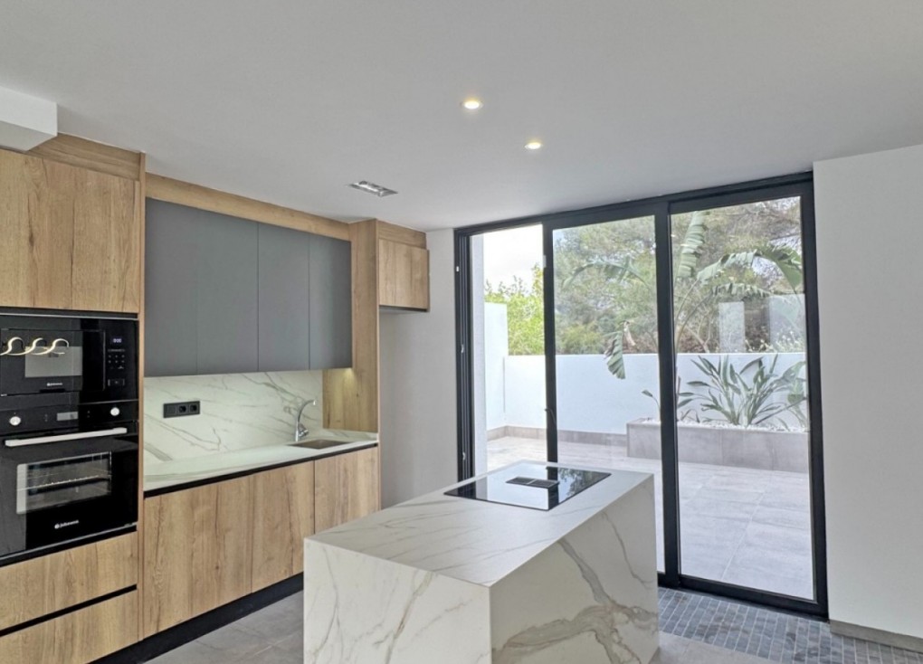 Resale - Chalet - Torrevieja - Los Balcones