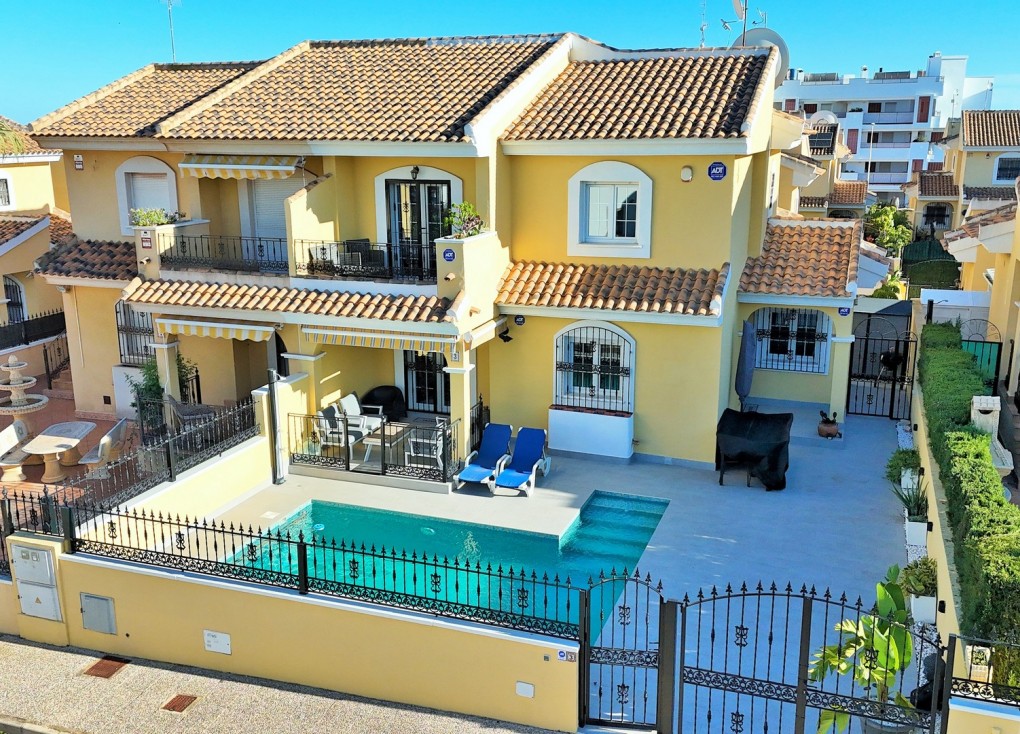 Resale - Chalet - Villamartín - Los Dolses