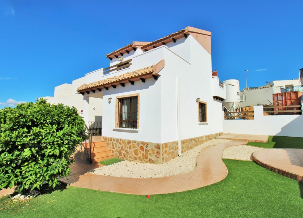 Resale - Chalet - Villamartín