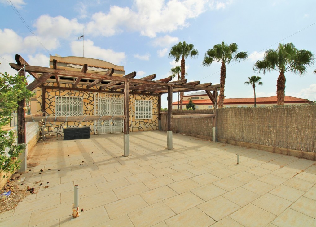 Resale - Commercial - Villamartín