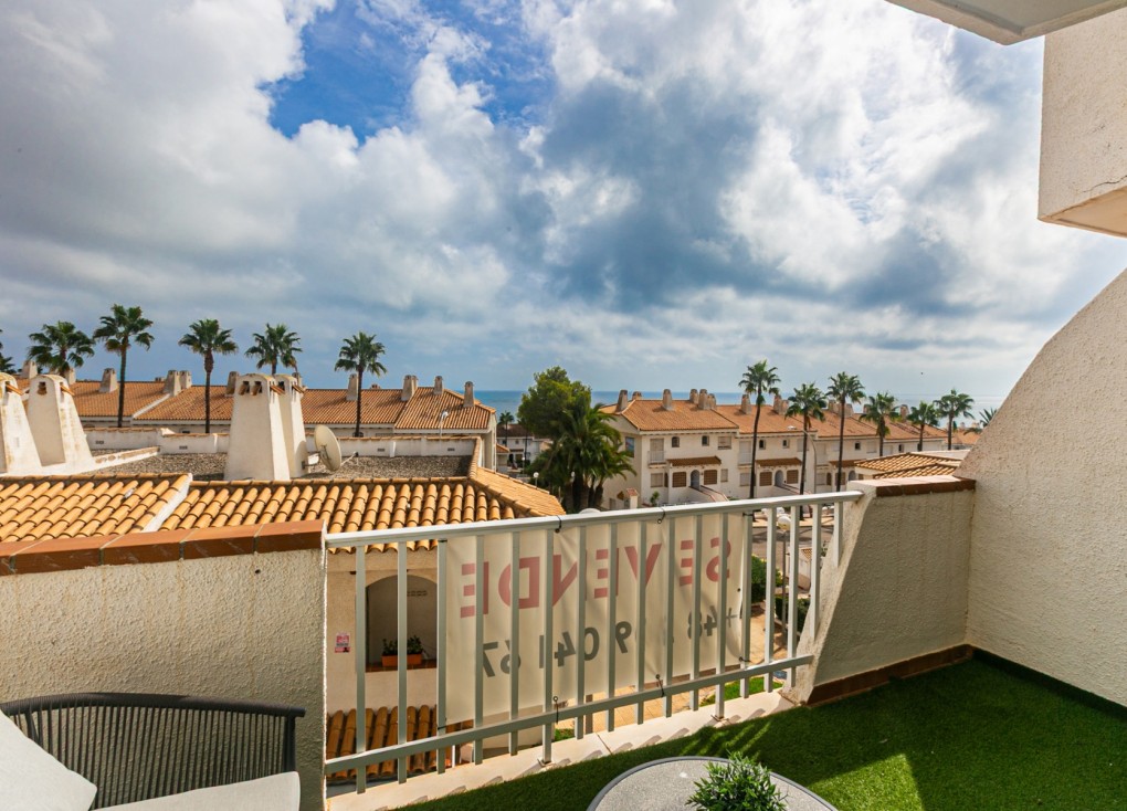 Resale - Duplex apartment - Cabo Roig