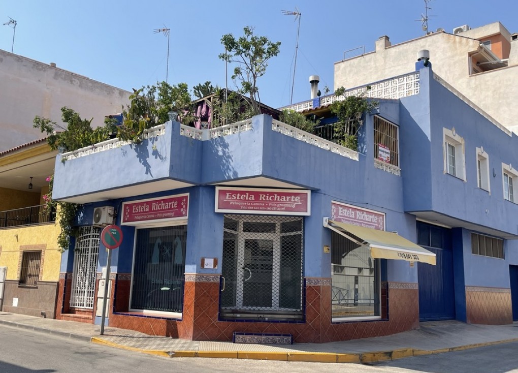 Resale - Finca - Rojales