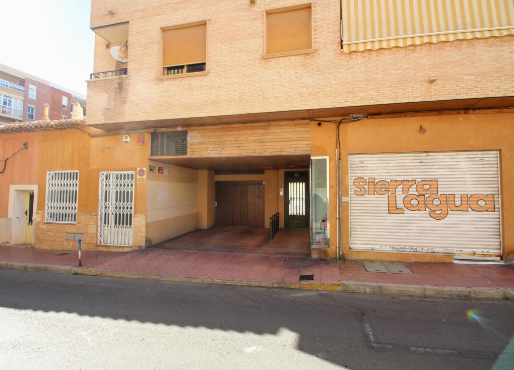 Resale - Garage - Torrevieja