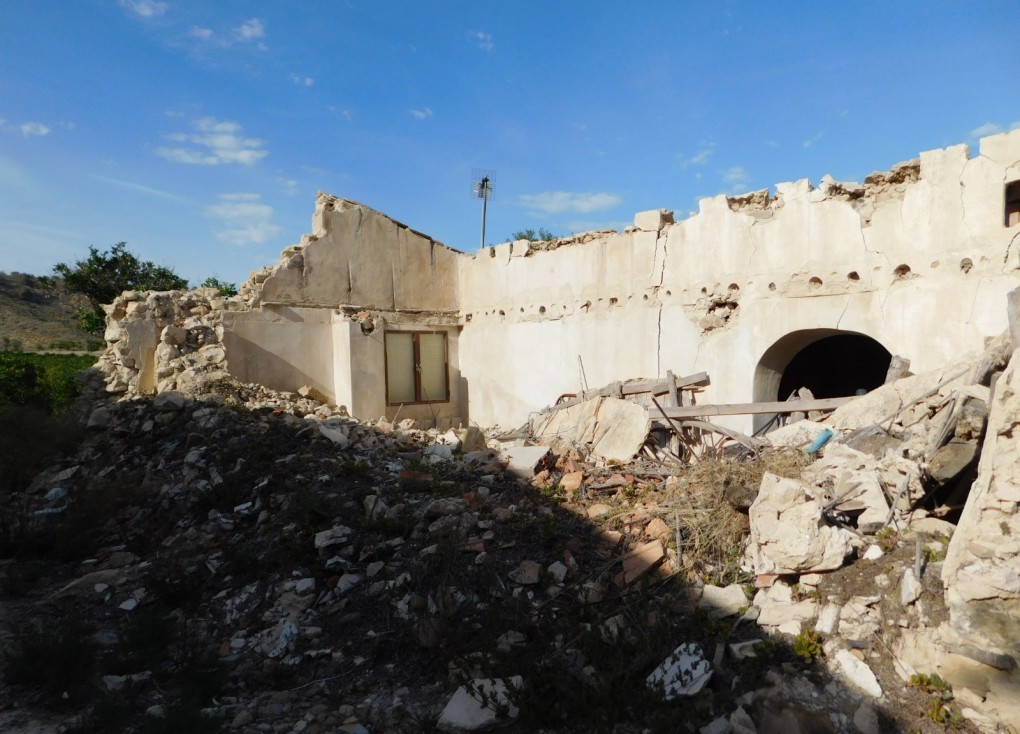 Resale - Plot - Torremendo