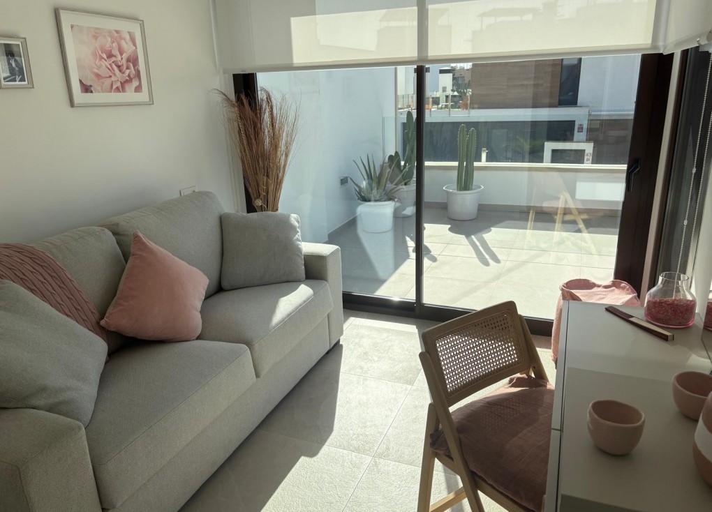 Resale - Semi-Detached - Algorfa - La Finca Golf