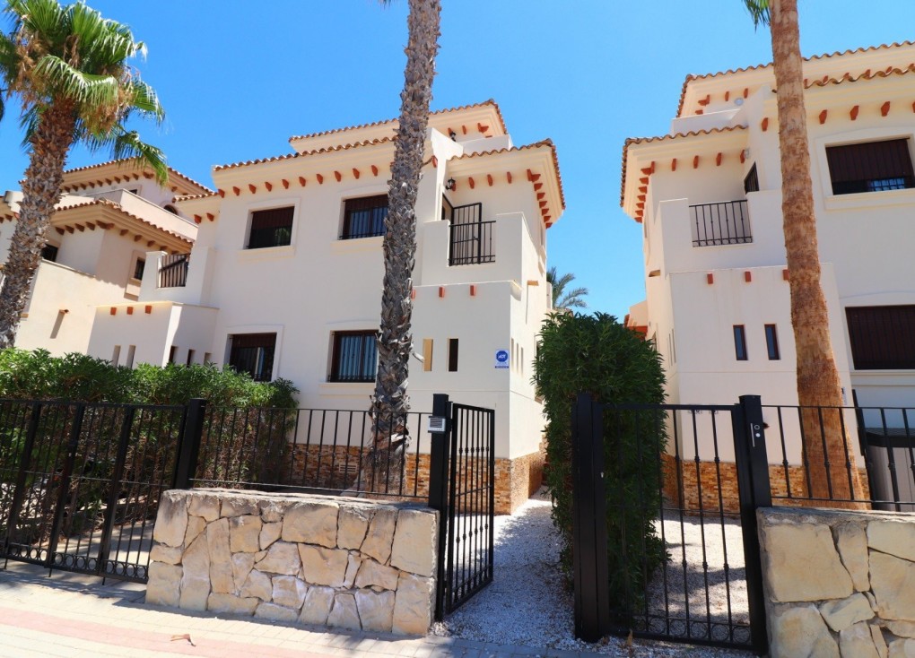 Resale - Semi-Detached - Algorfa - La Finca Golf