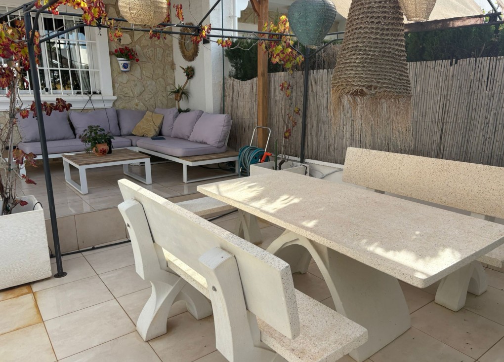 Resale - Semi-Detached - Algorfa