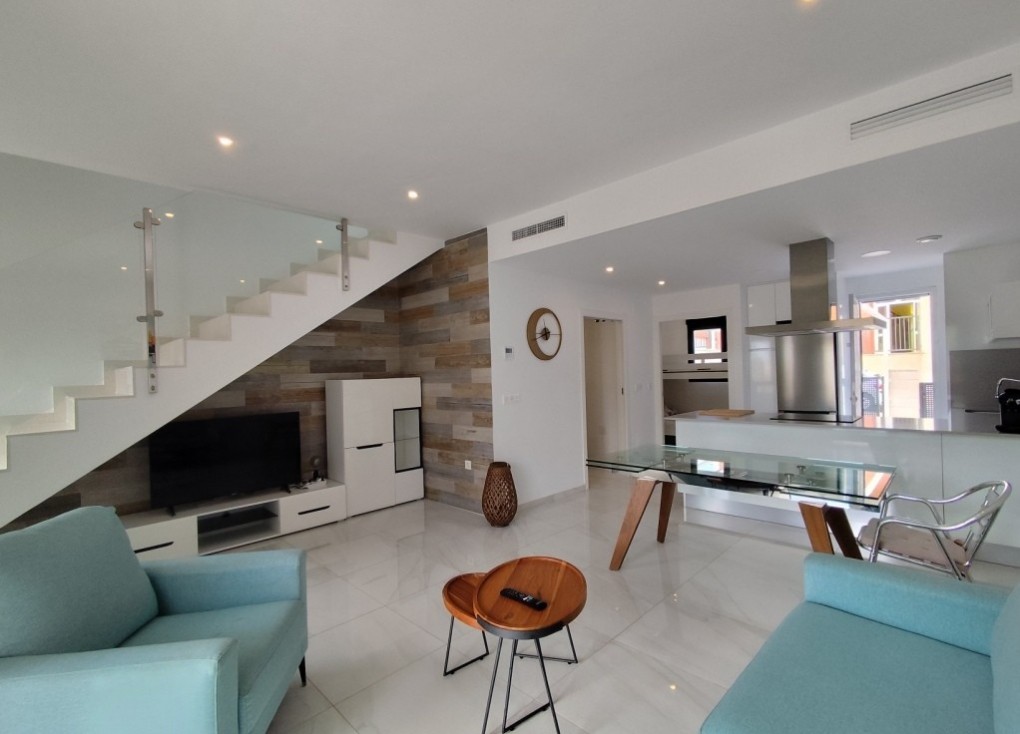 Resale - Semi-Detached - Bigastro