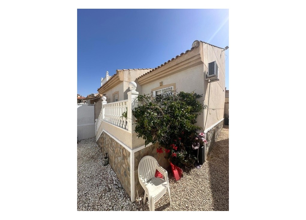 Resale - Semi-Detached - Ciudad quesada