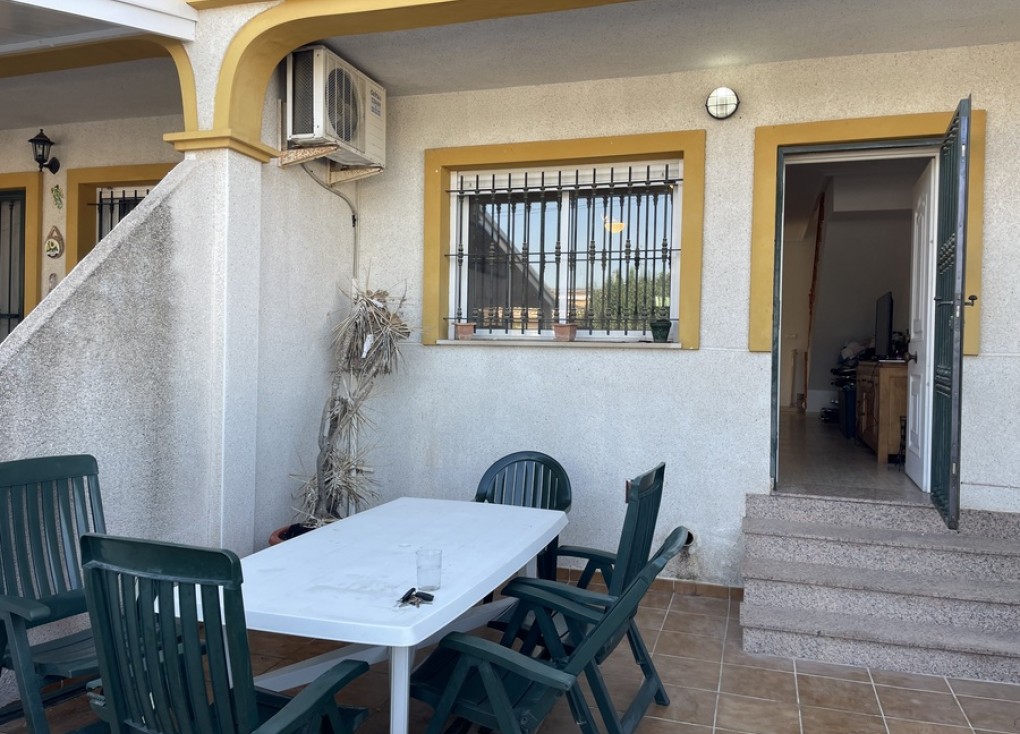 Resale - Semi-Detached - Daya Nueva