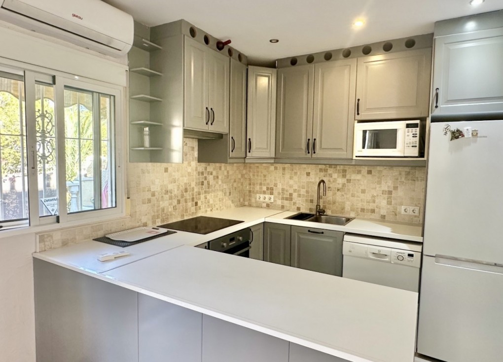 Resale - Semi-Detached - Guardamar del Segura - LA MATA