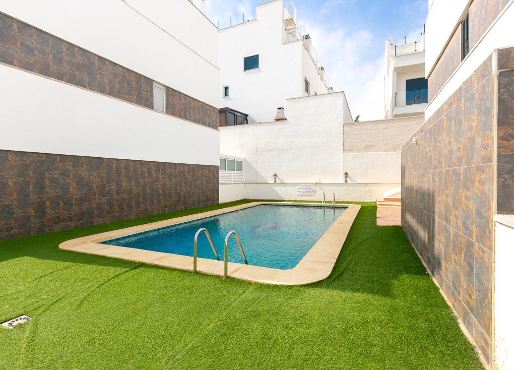 Resale - Semi-Detached - Guardamar del Segura