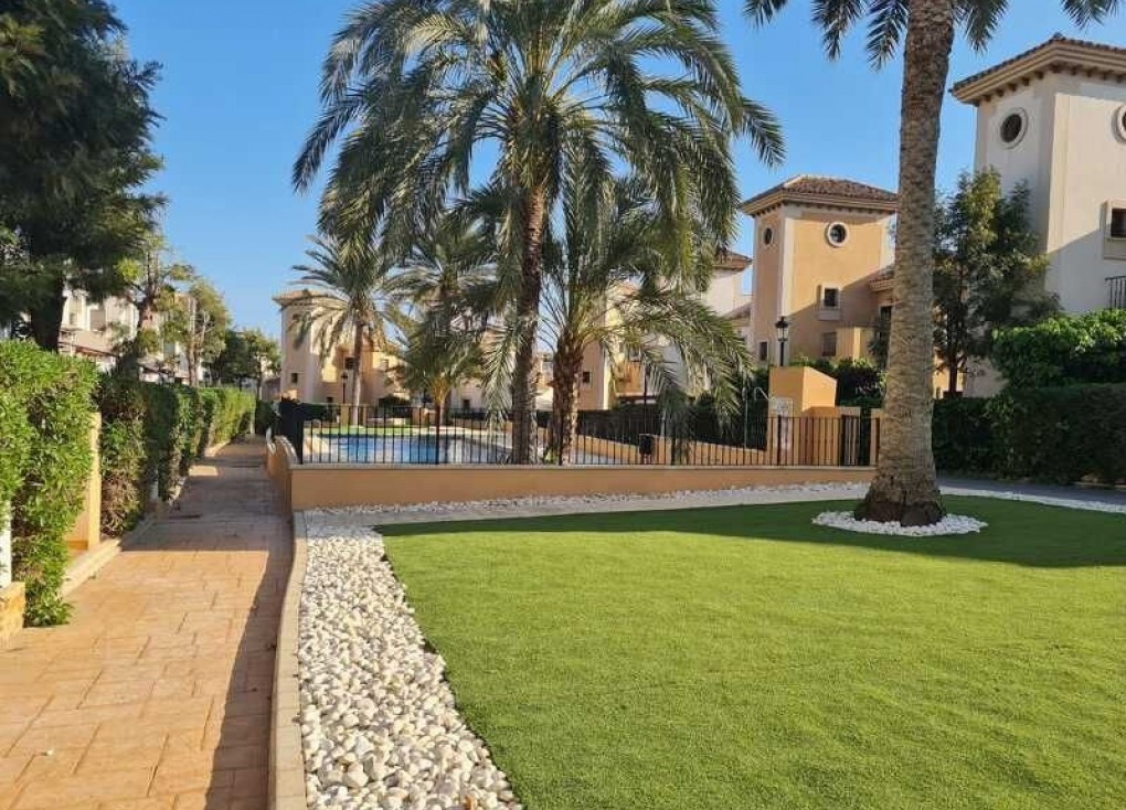 Resale - Semi-Detached - La Finca Golf