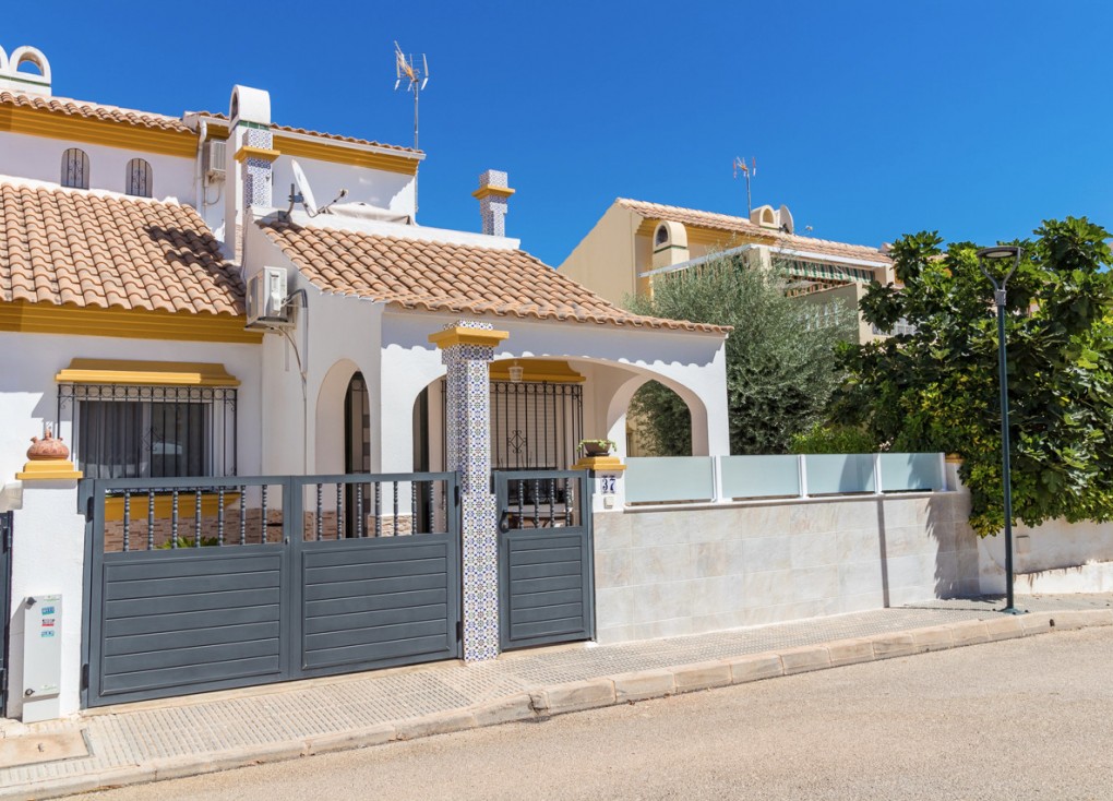Resale - Semi-Detached - La Zenia