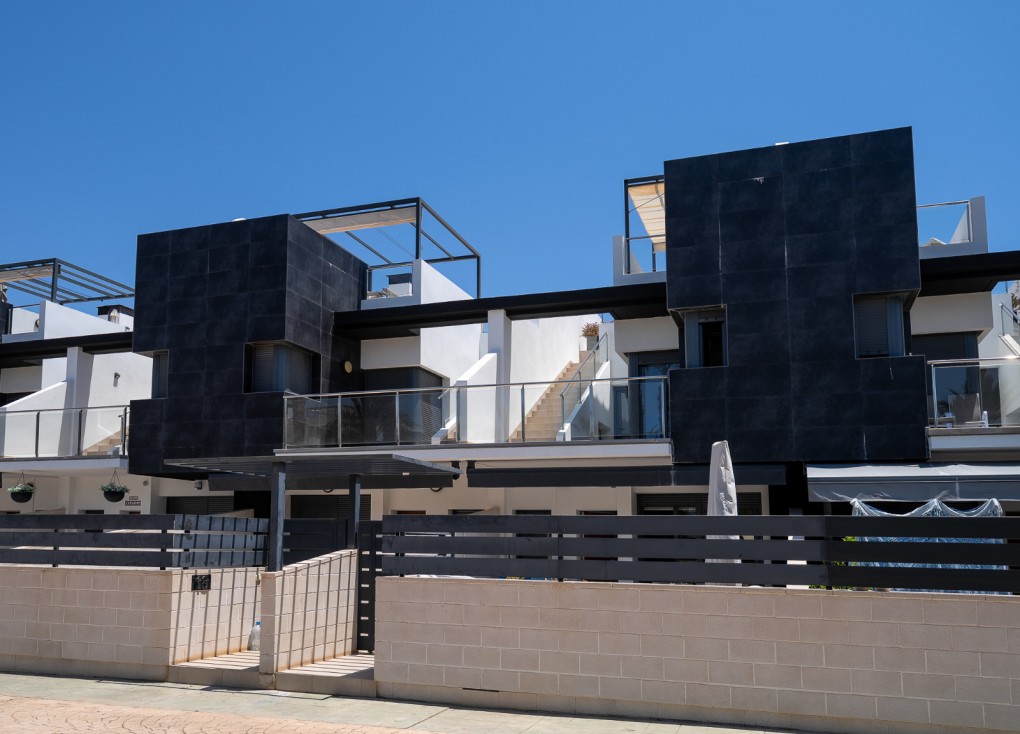 Resale - Semi-Detached - Los Dolses