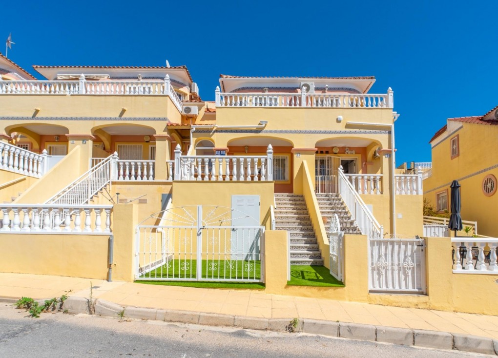 Resale - Semi-Detached - Orihuela Costa - Campoamor