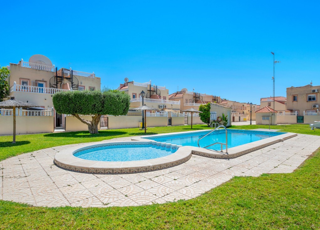 Resale - Semi-Detached - Orihuela Costa - La Zenia