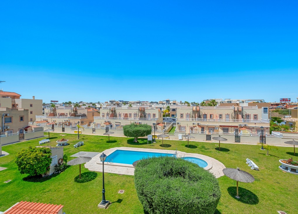 Resale - Semi-Detached - Orihuela Costa - La Zenia