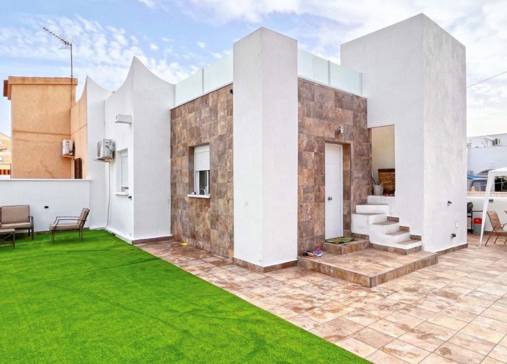 Resale - Semi-Detached - Orihuela Costa - Playa Flamenca