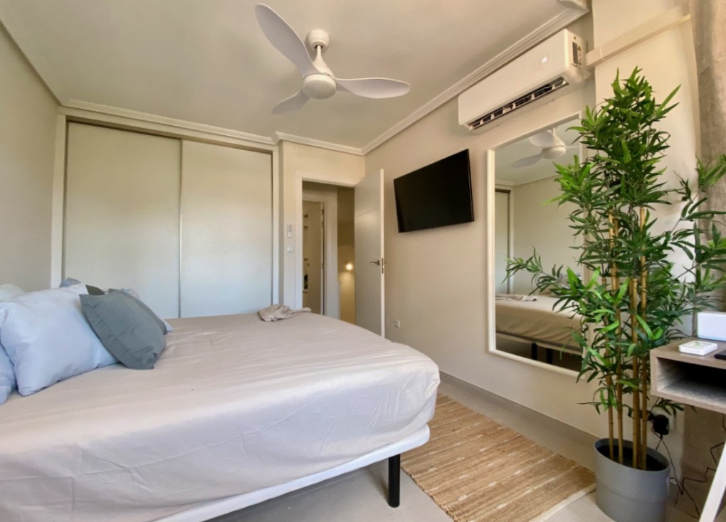 Resale - Semi-Detached - Orihuela Costa - Playa Flamenca