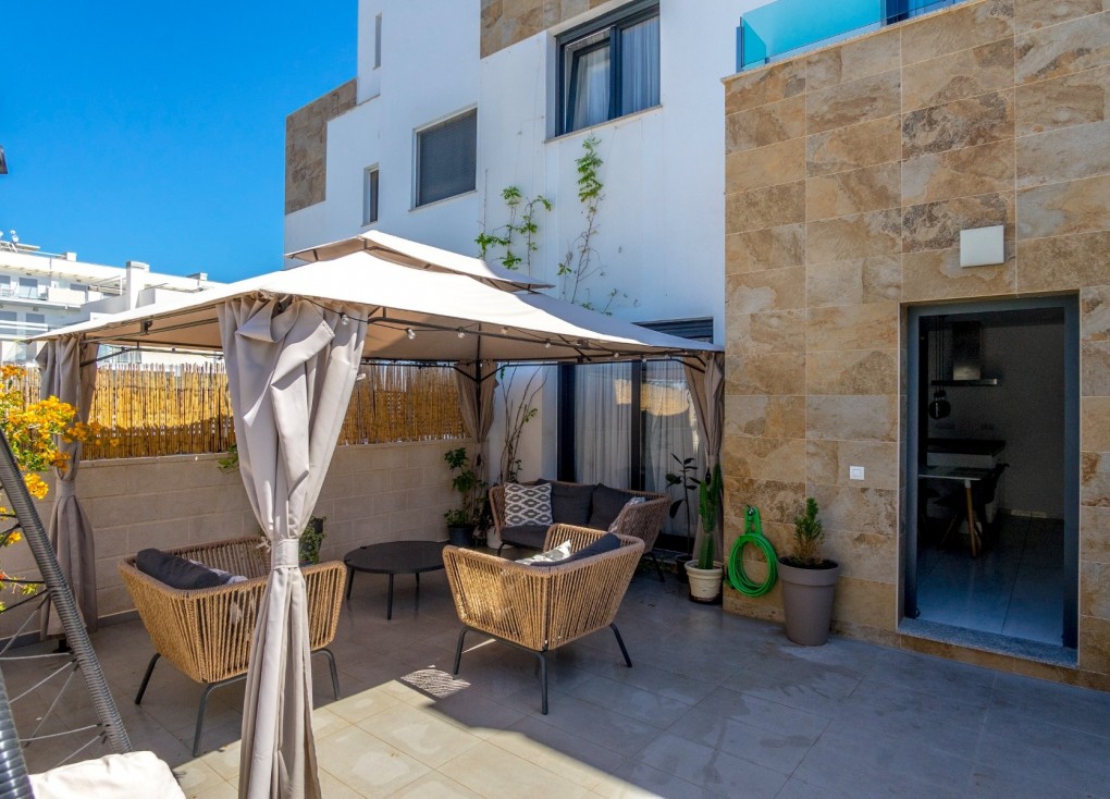 Resale - Semi-Detached - Orihuela Costa - Villamartín