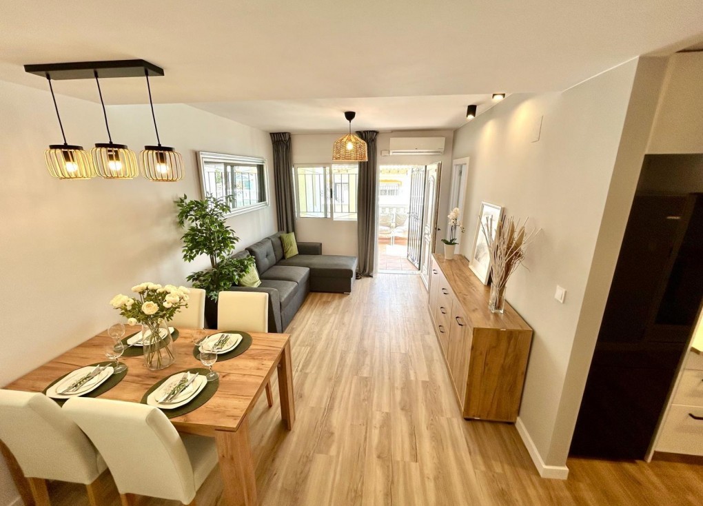 Resale - Semi-Detached - Orihuela - Playa Flamenca