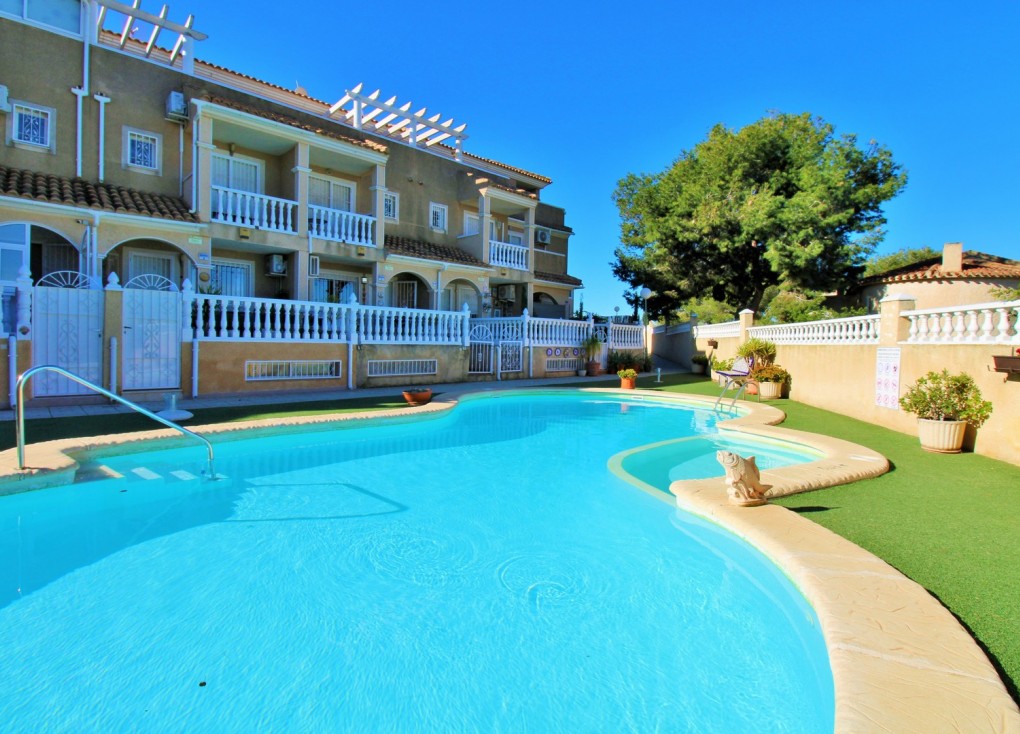 Resale - Semi-Detached - Playa Flamenca