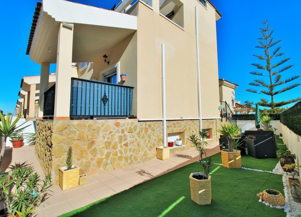 Resale - Semi-Detached - San Miguel de Salinas