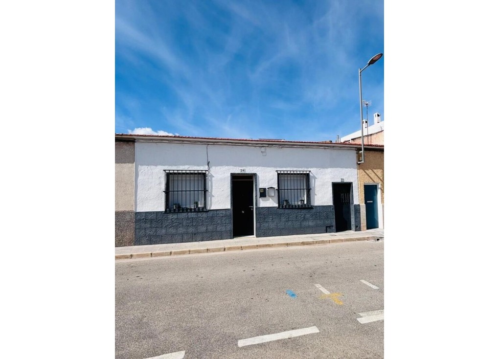 Resale - Semi-Detached - San Miguel de Salinas