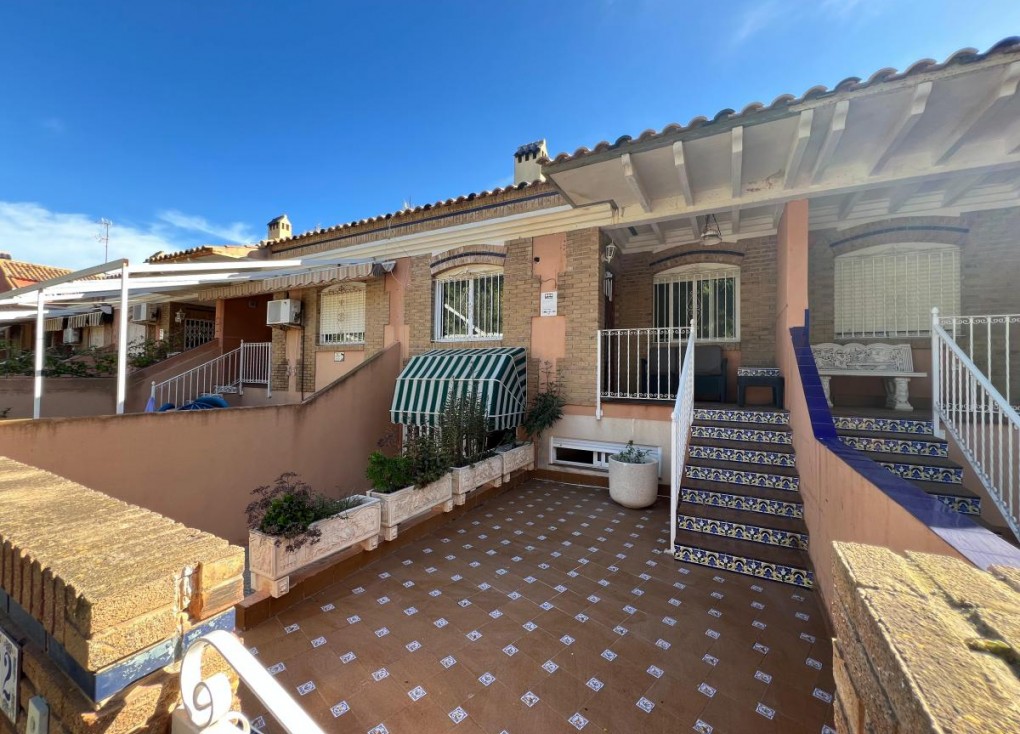 Resale - Semi-Detached - Torre de la Horadada - TORRE DE LA HORADADA