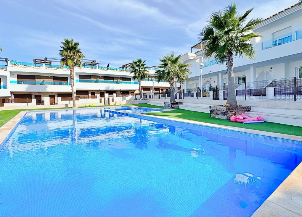 Resale - Semi-Detached - Torrevieja - Los Balcones