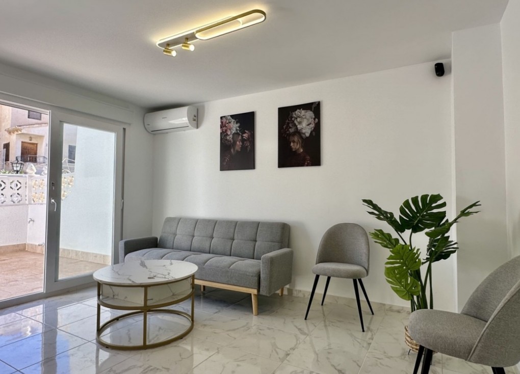 Resale - Semi-Detached - Torrevieja - Los Balcones