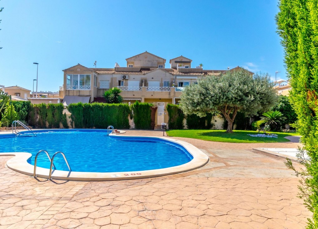 Resale - Semi-Detached - Torrevieja - Nueva Torrevieja