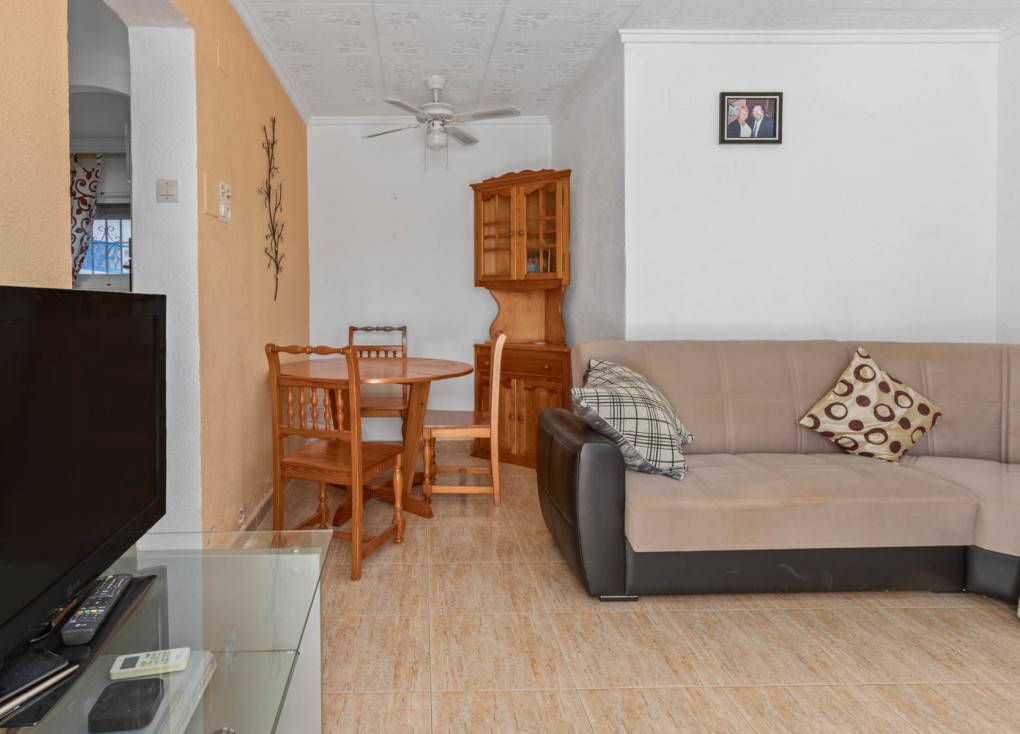 Resale - Semi-Detached - Torrevieja - Torretas