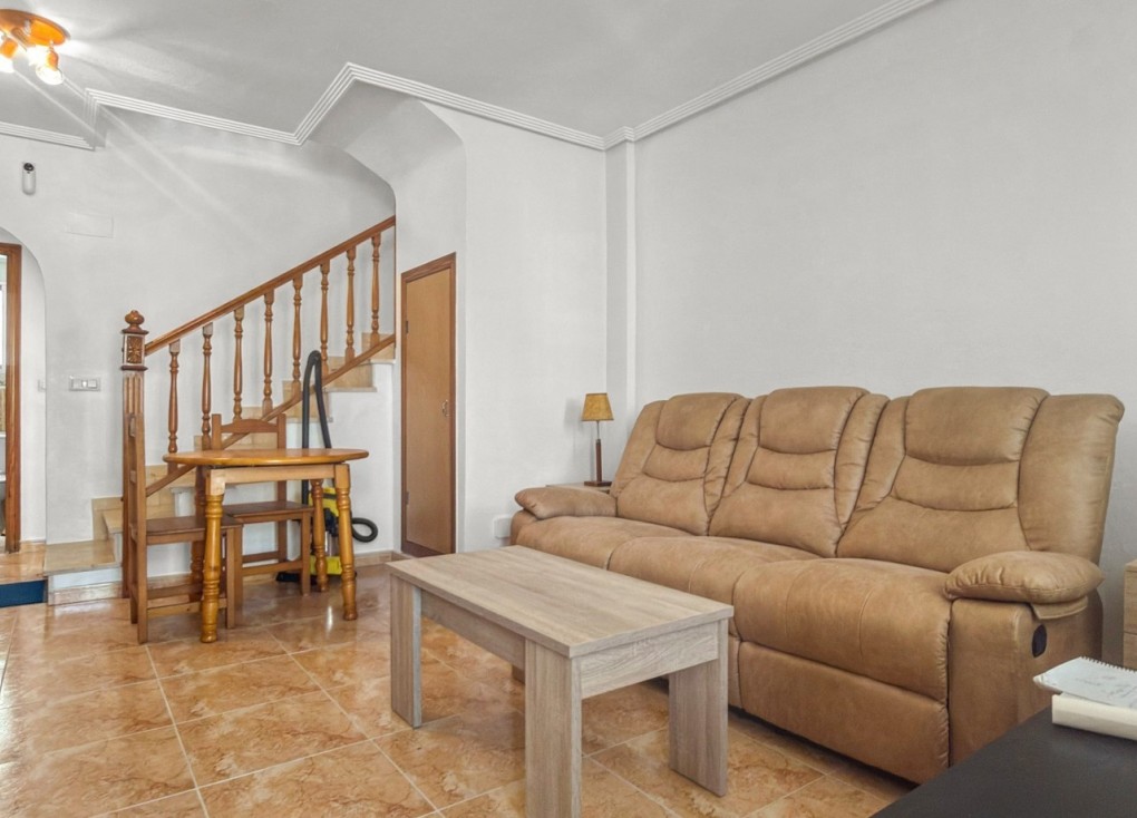 Resale - Semi-Detached - Torrevieja