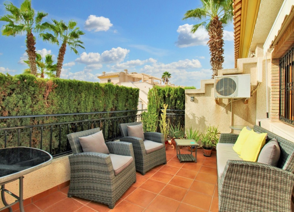 Resale - Semi-Detached - Villamartín