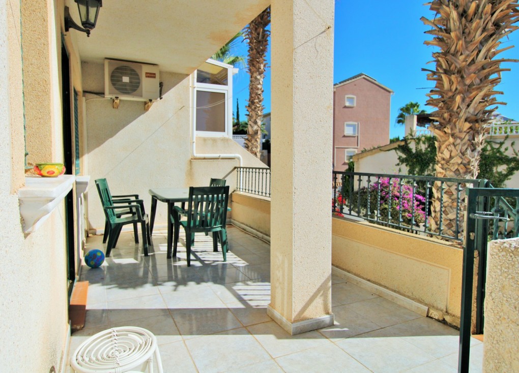 Resale - Semi-Detached - Villamartín