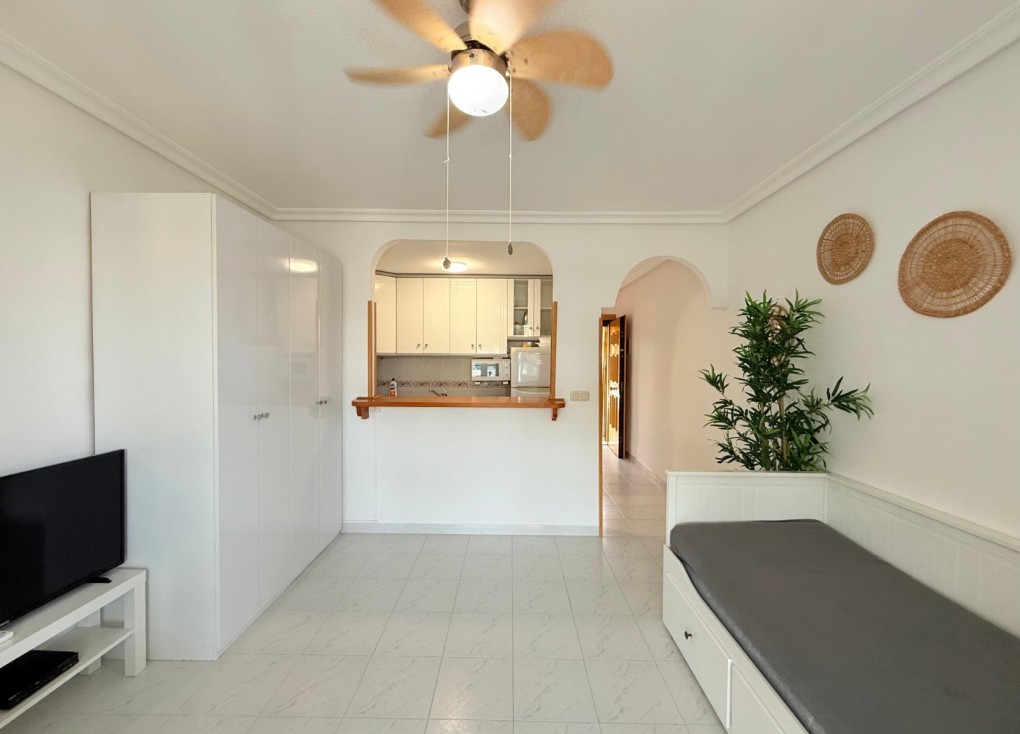 Resale - Studio - Torrevieja - LA MATA