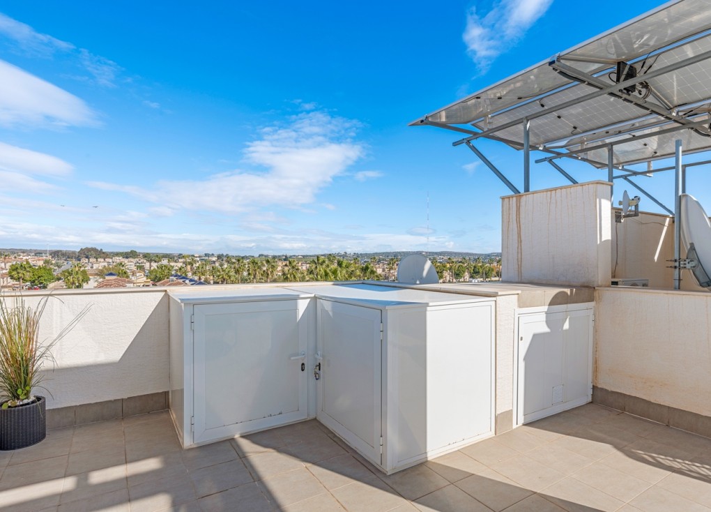 Reventa - Apartamento - Apartamento en el último piso - Guardamar del Segura