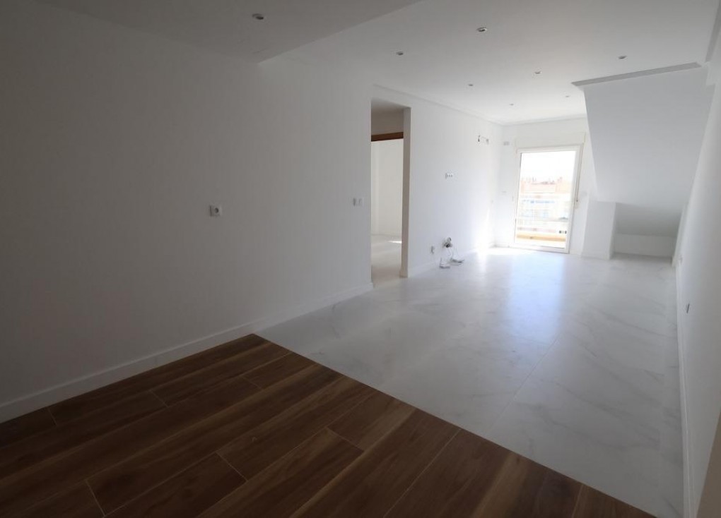 Reventa - Apartamento - Apartamento en el último piso - Orihuela Costa - Cabo Roig