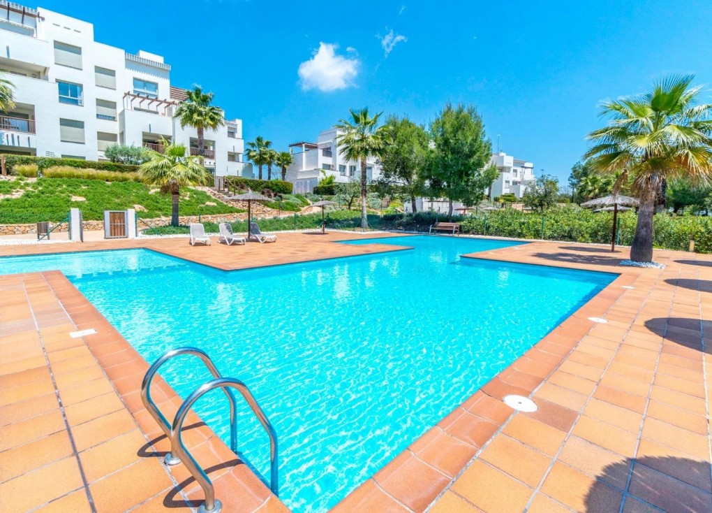 Reventa - Apartamento - Apartamento en el último piso - Orihuela Costa - Las Colinas