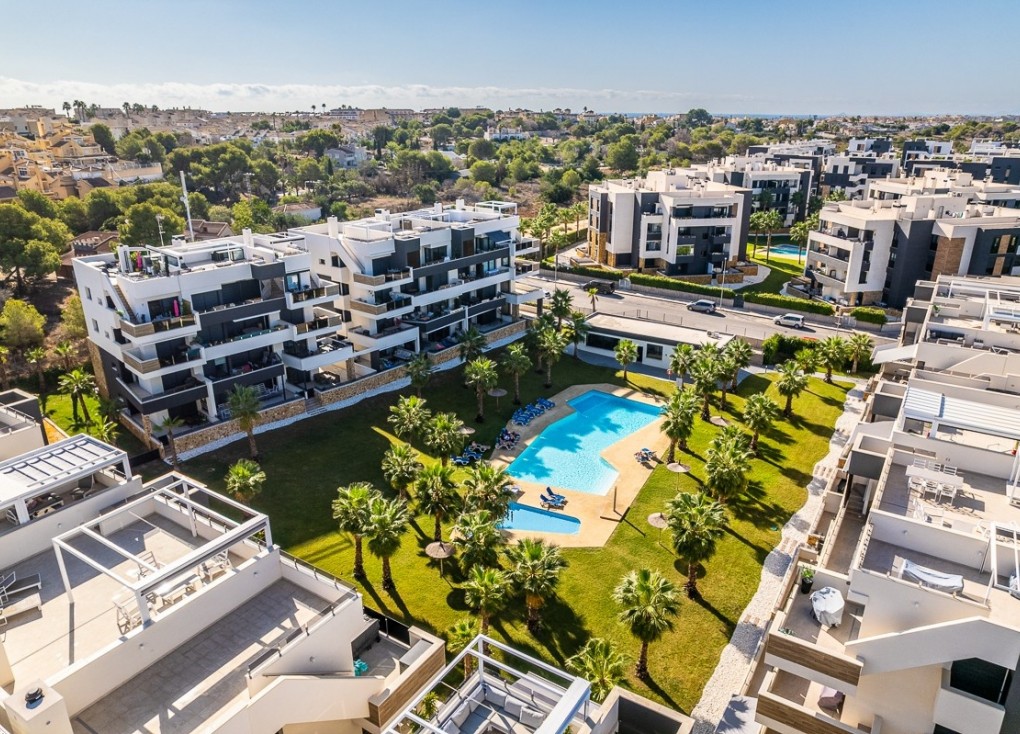 Reventa - Apartamento - Apartamento en el último piso - Orihuela Costa - Los Altos