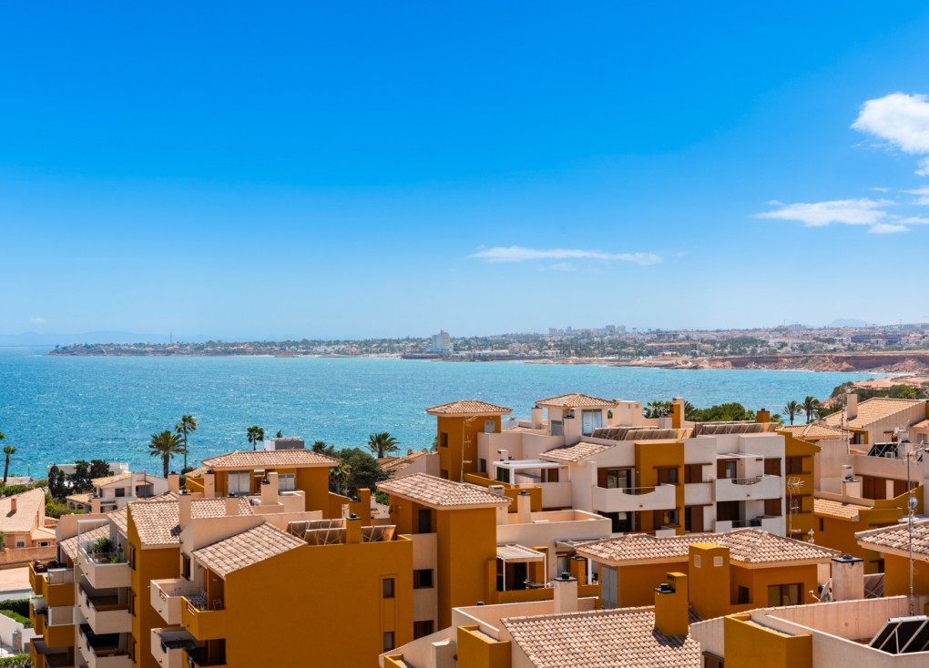 Reventa - Apartamento - Apartamento en el último piso - Orihuela Costa - Punta Prima