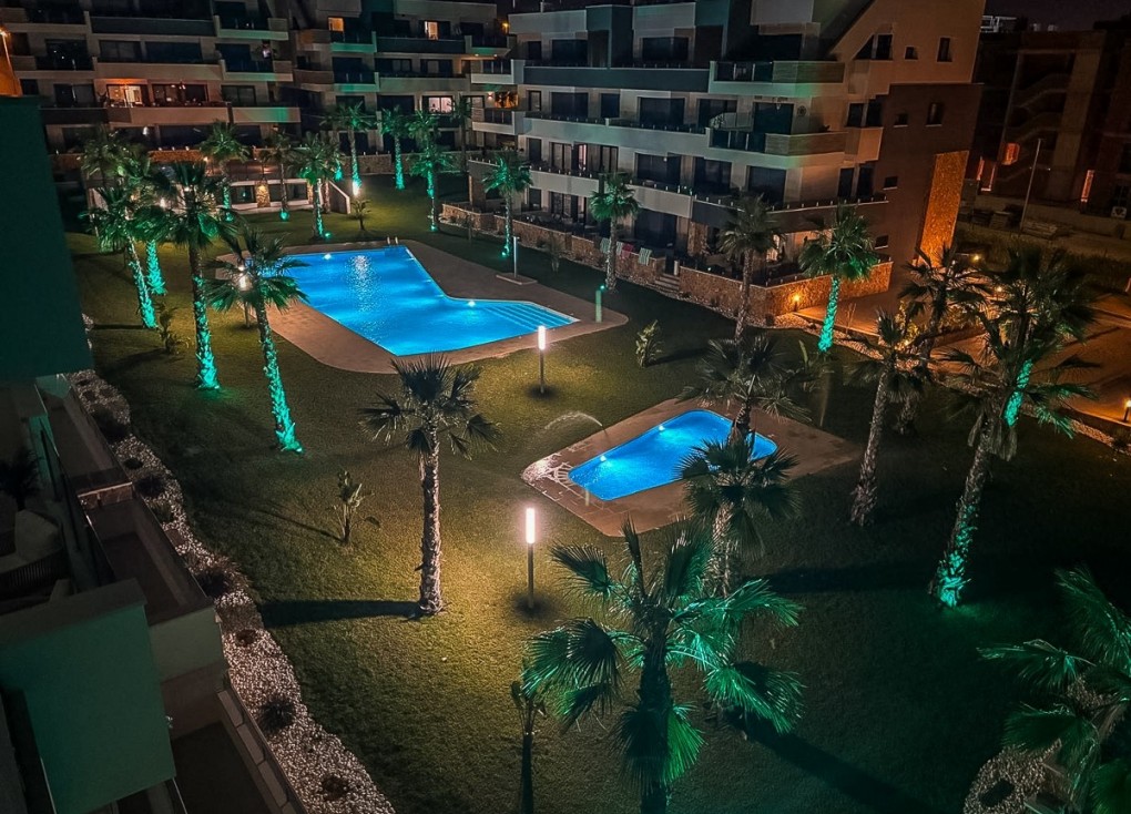 Reventa - Apartamento - Apartamento en el último piso - Orihuela Costa
