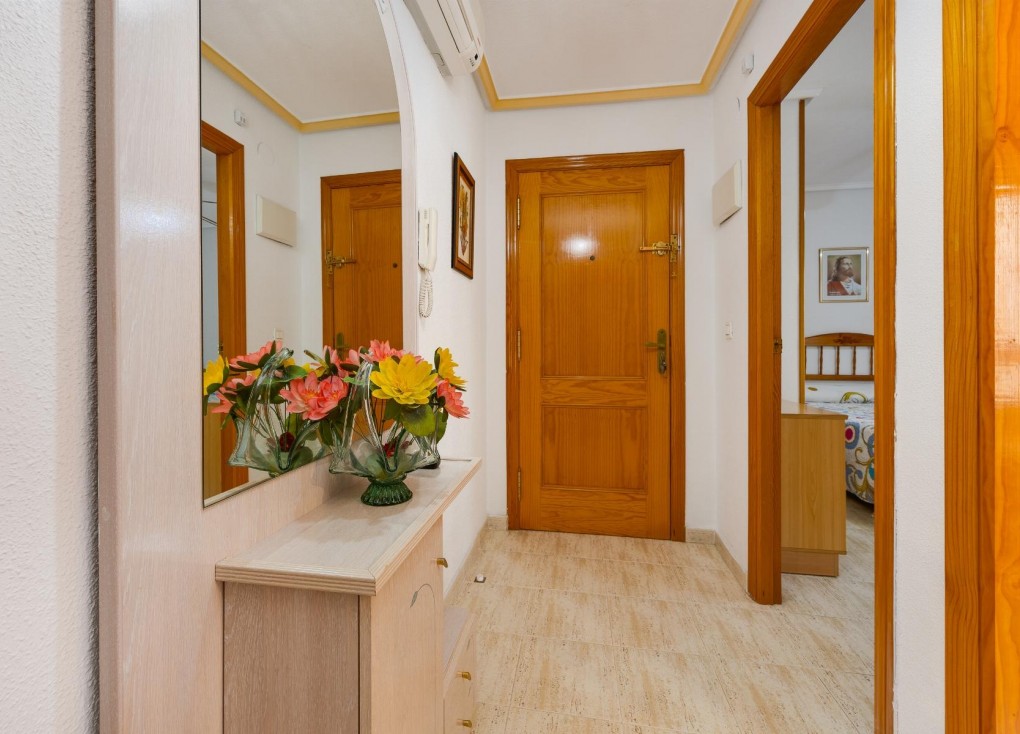 Reventa - Apartamento - Apartamento en el último piso - Torrevieja - Acequion