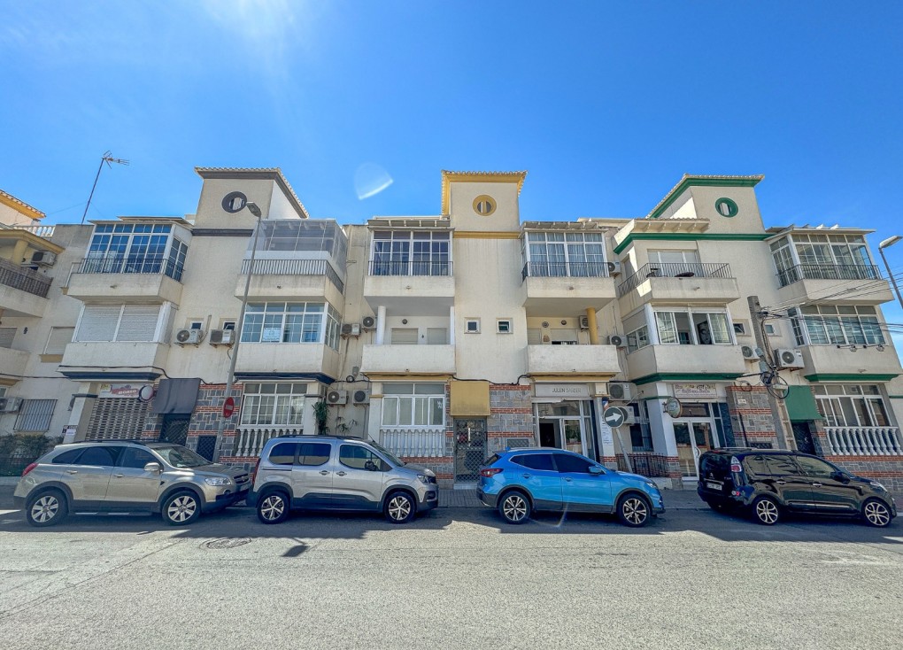Reventa - Apartamento - Apartamento en el último piso - Torrevieja - Nueva Torrevieja